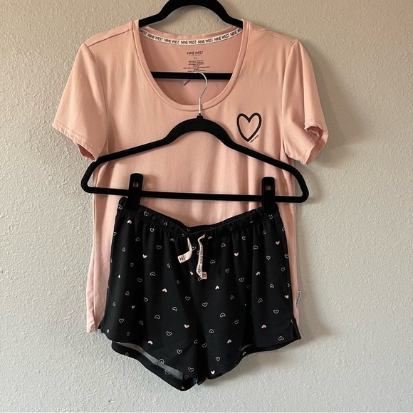 Nine West Other - Nine West Pajama Set PJs Pink Top Black Heart Print Shorts Sleepwear Size Small